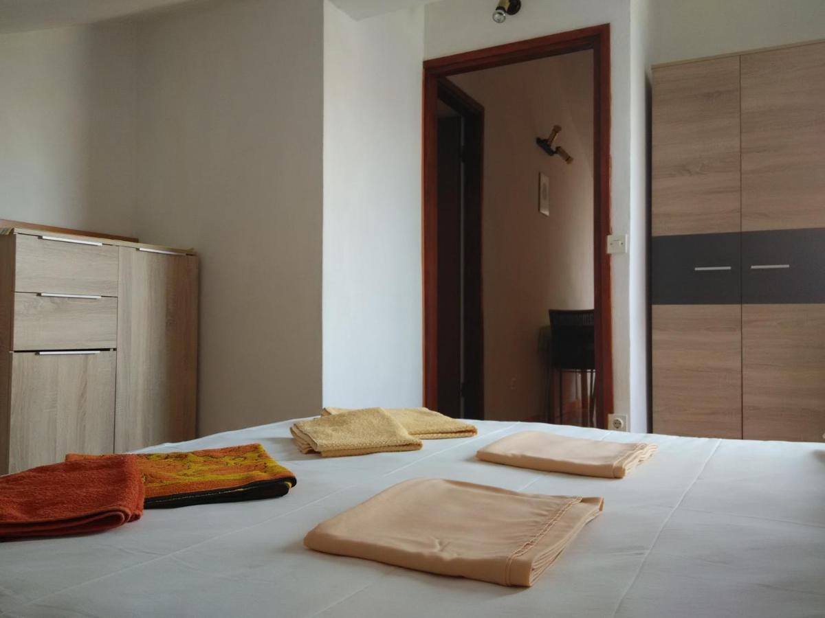 Apartments Tea Pag 帕格 外观 照片